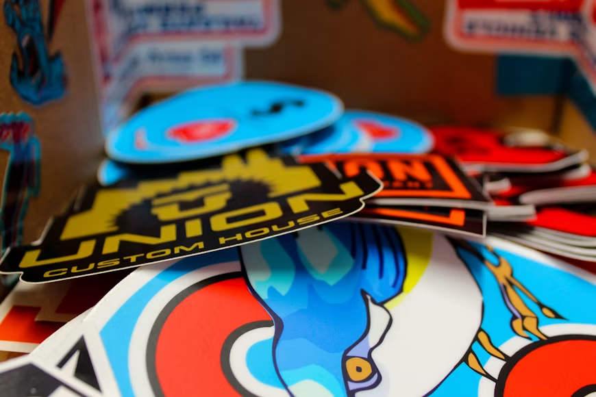 memilih sticker a3